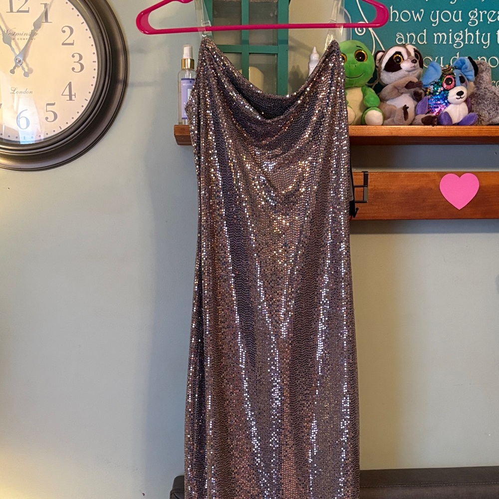 Beautiful Bebe NWT Silver Sequin Dress